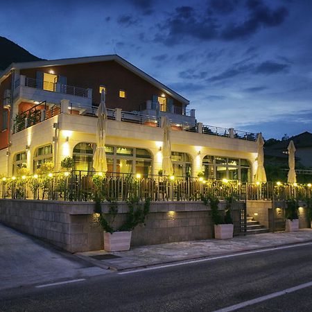 Hotel Ellena Herceg Novi Exterior foto